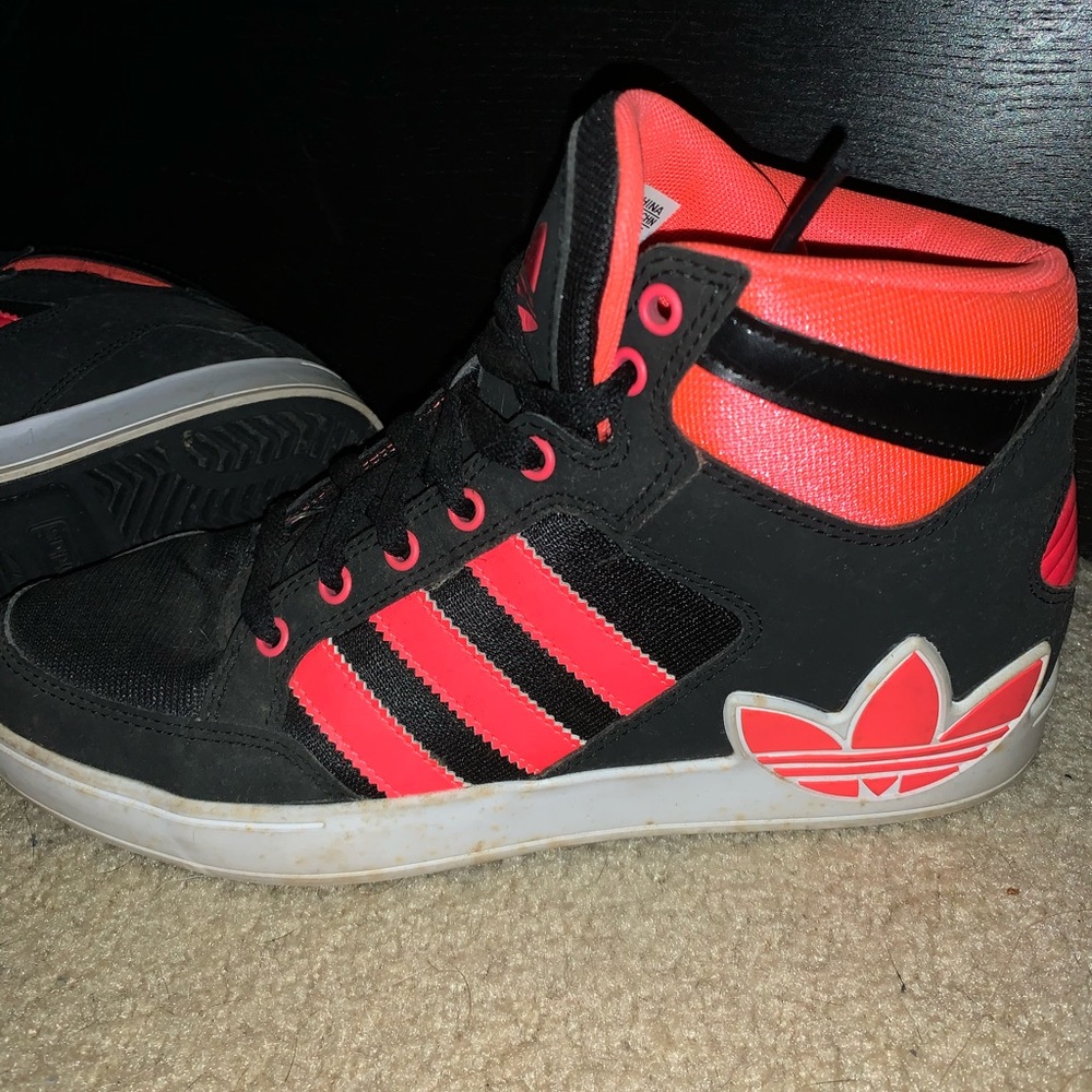 Adidas sneakers black and Coral